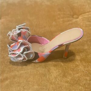Gianni Bini Pink Floral-Print Pleated Pearl-Trim Mule